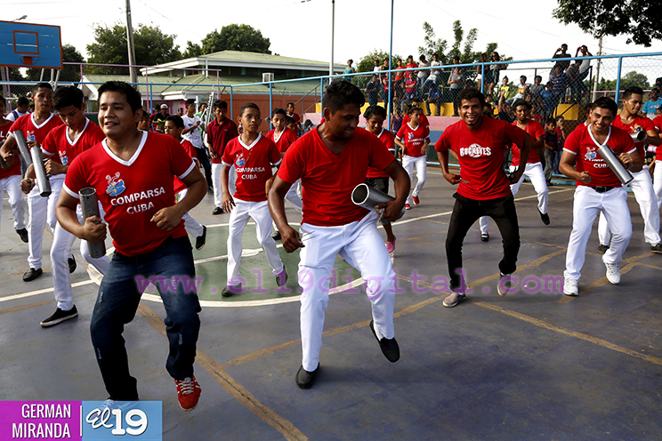 Contin&uacute;an celebrando en parques de Managua el D&iacute;a del Estudiante