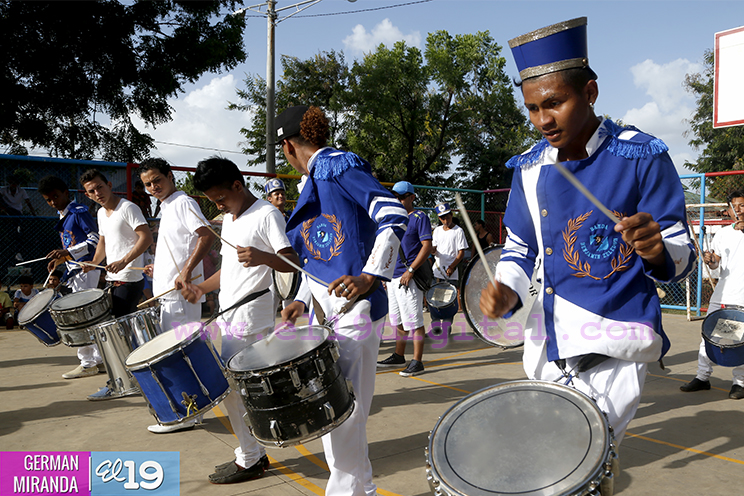 Contin&uacute;an celebrando en parques de Managua el D&iacute;a del Estudiante
