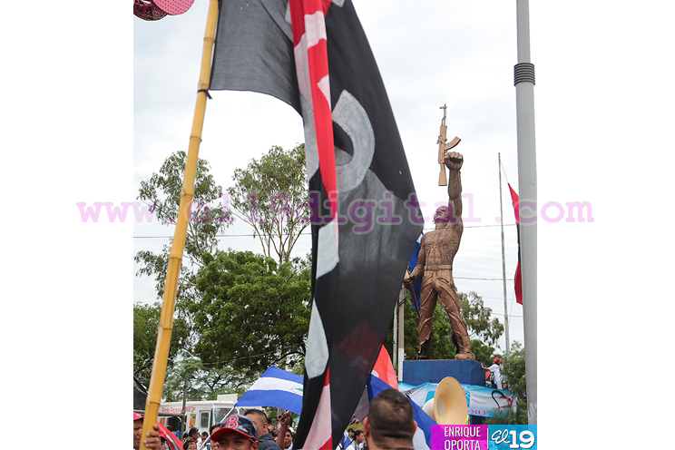 Familias nicarag&uuml;enses festejan las victorias alcanzadas con la Revoluci&oacute;n Sandinista