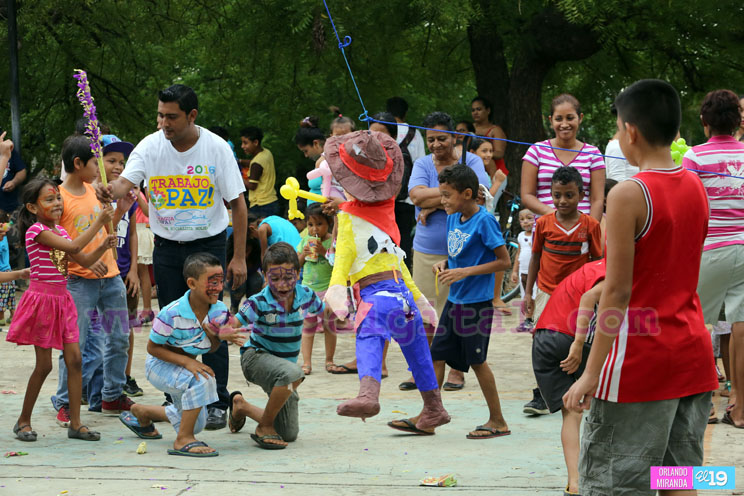 Carlos Fonseca vive en los deseos de m&aacute;s y mejor educaci&oacute;n en Nicaragua