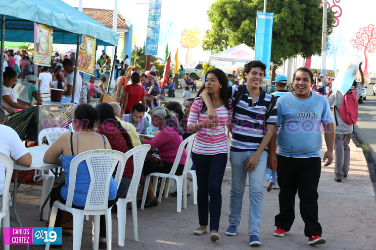 Tiangue Hugo Chávez convoca a los amantes de las bebidas y comidas típicas a base del maíz