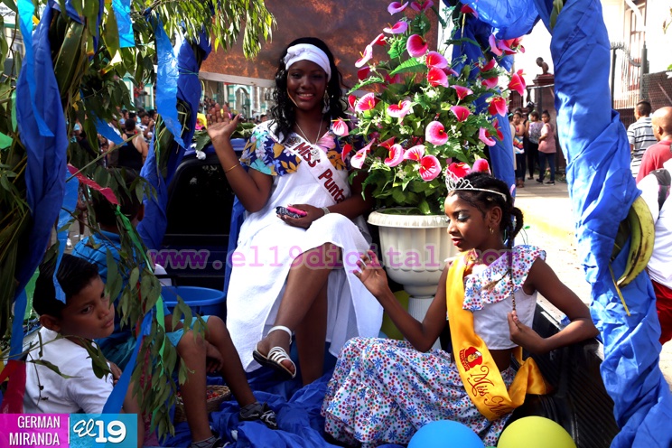 Carnaval en Bluefields: M&uacute;sica, color y tradici&oacute;n en las alegres comparsas del Palo de Mayo