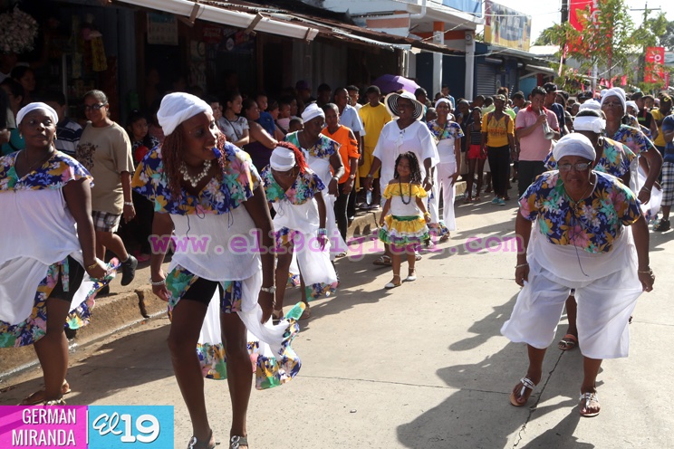 Carnaval en Bluefields: M&uacute;sica, color y tradici&oacute;n en las alegres comparsas del Palo de Mayo
