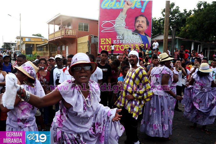 Carnaval en Bluefields: M&uacute;sica, color y tradici&oacute;n en las alegres comparsas del Palo de Mayo
