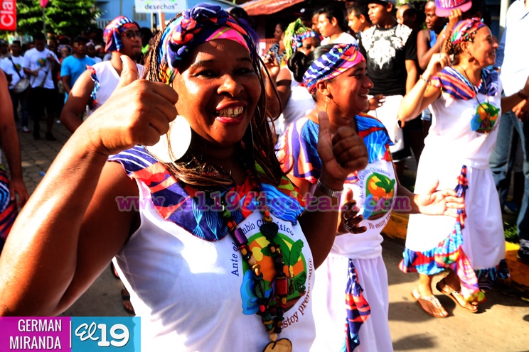 Carnaval en Bluefields: M&uacute;sica, color y tradici&oacute;n en las alegres comparsas del Palo de Mayo