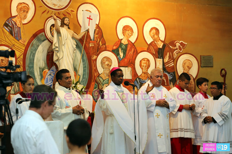 Iglesia Esp&iacute;ritu Santo celebra misa por los 40 a&ntilde;os de fundaci&oacute;n