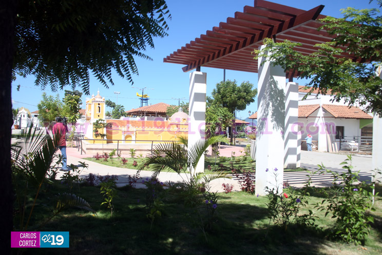 Paseo Xolotlán