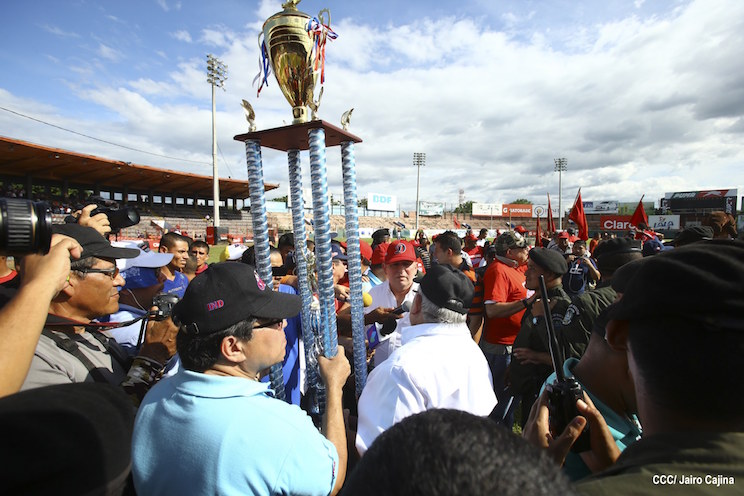Dantos Campeón