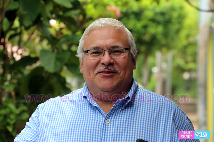 Adolfo Pastr&aacute;n