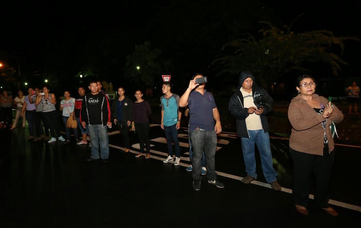 Vela del compa&ntilde;ero Ren&eacute; N&uacute;&ntilde;ez en Le&oacute;n