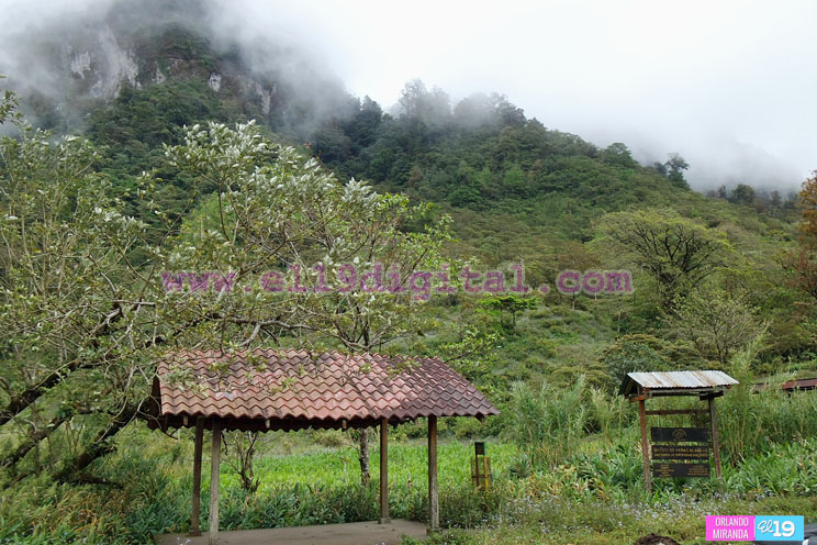 Macizo Peñas Blancas