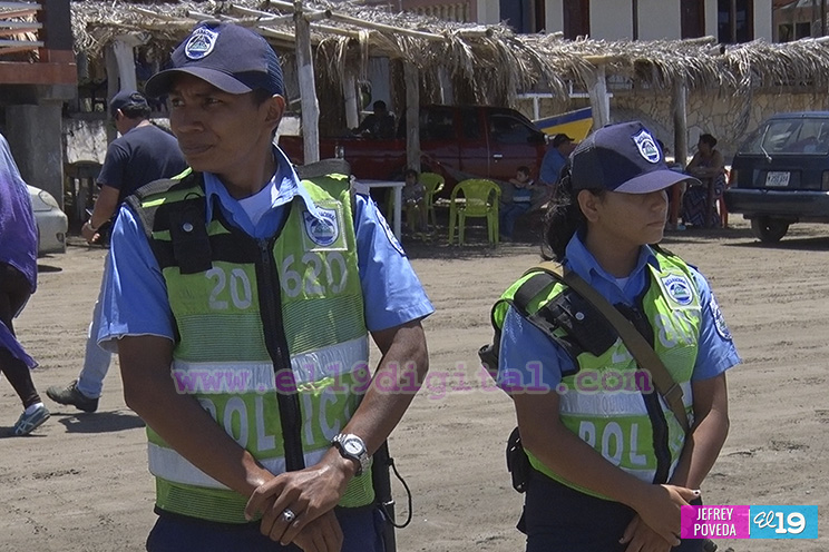 Policía