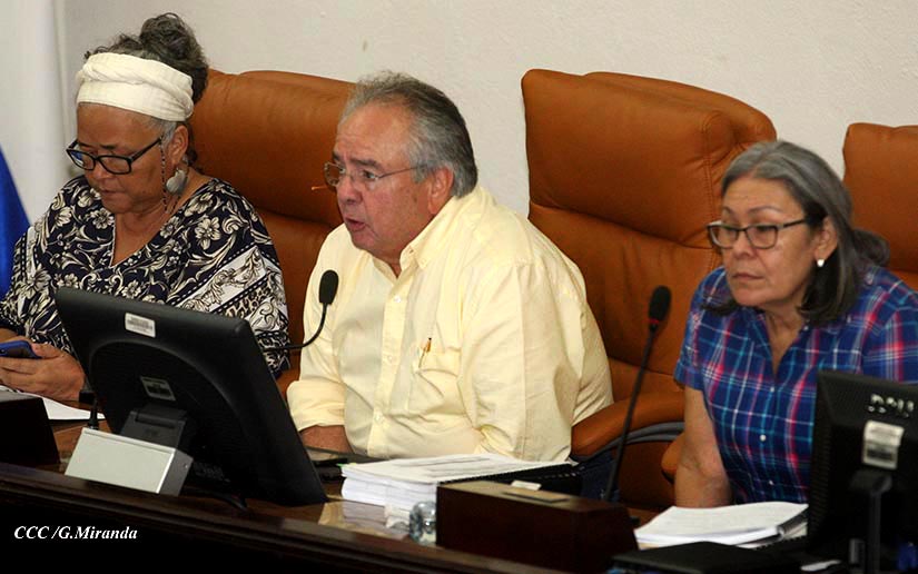 Asamblea2