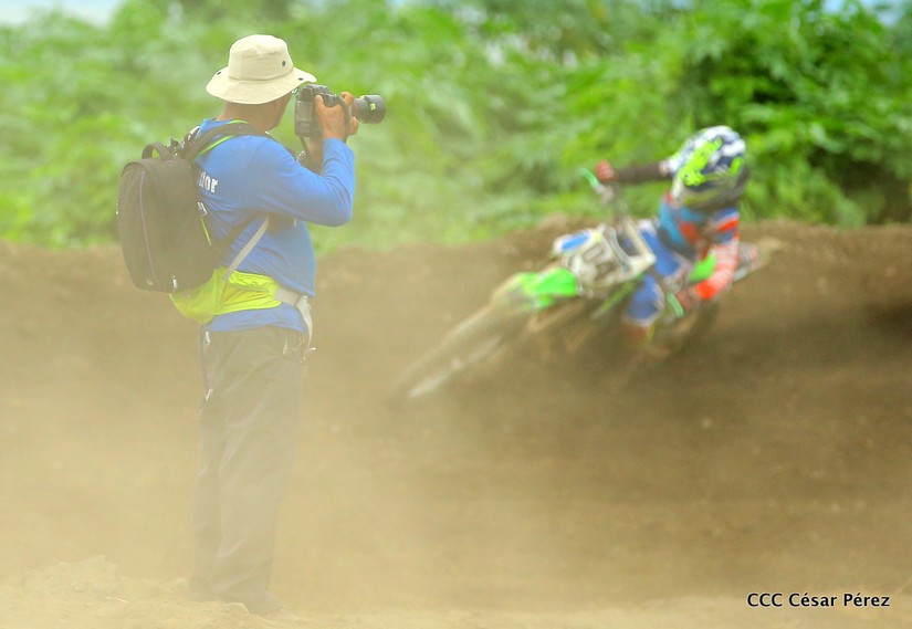 motos