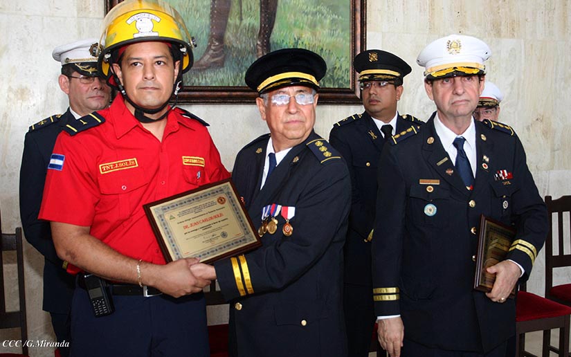 BOMBEROS1