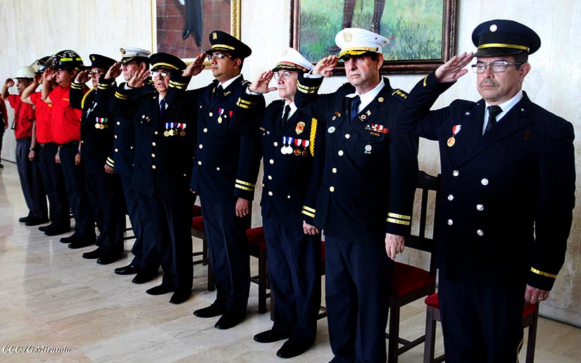 BOMBEROS1