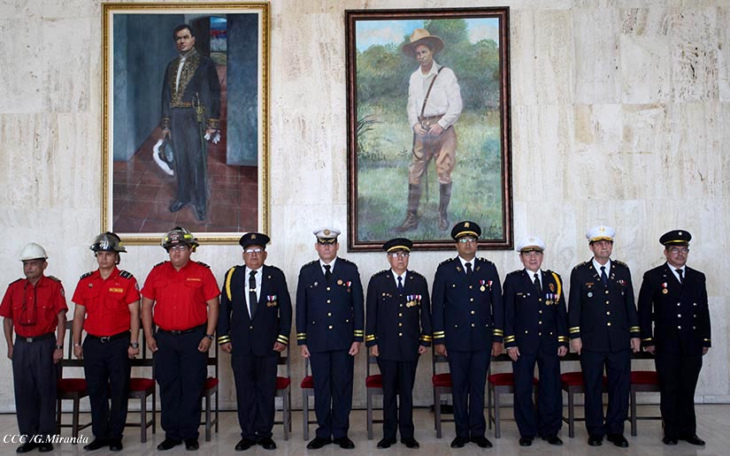 BOMBEROS1