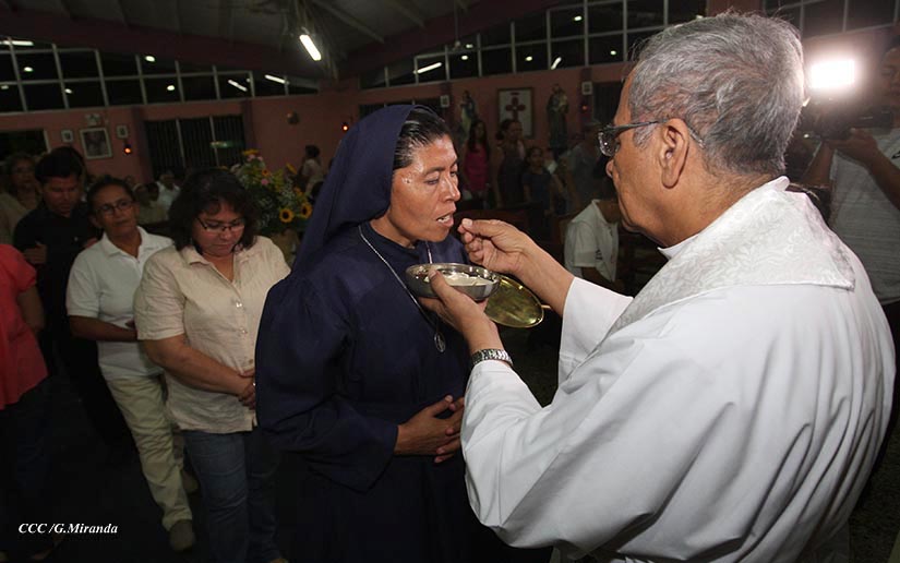 Celebran Eucaristía en honor a la Virgen de La Merced