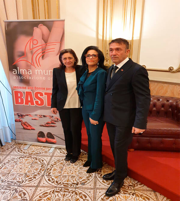 conferencia-mujeres-italia