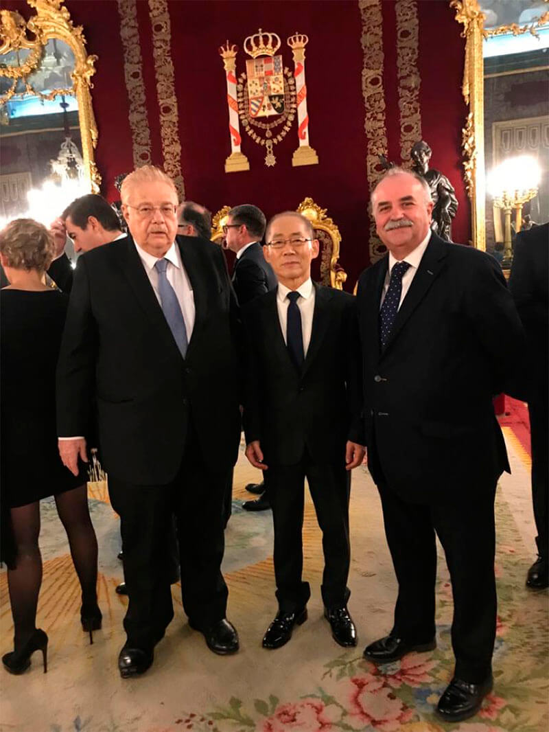 delegacion-nicaragua-recepcion-reyes-espana-cop25-