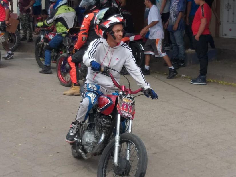motos
