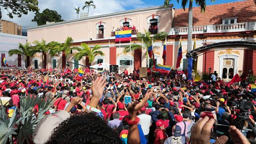 Pueblo de Venezuela se toma las calles en respaldo al Presidente Nicol&aacute;s Maduro