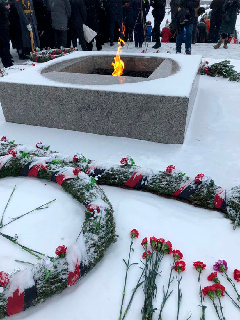embajadora de Nicaragua en Rusia, compañera Alba Azucena Torres, participó en los actos conmemorativos de fin de sitio en Leningrado