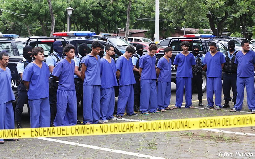 POLICIA2