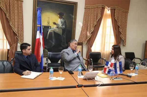 visita-cortesia-rep-dominicana-embajadora