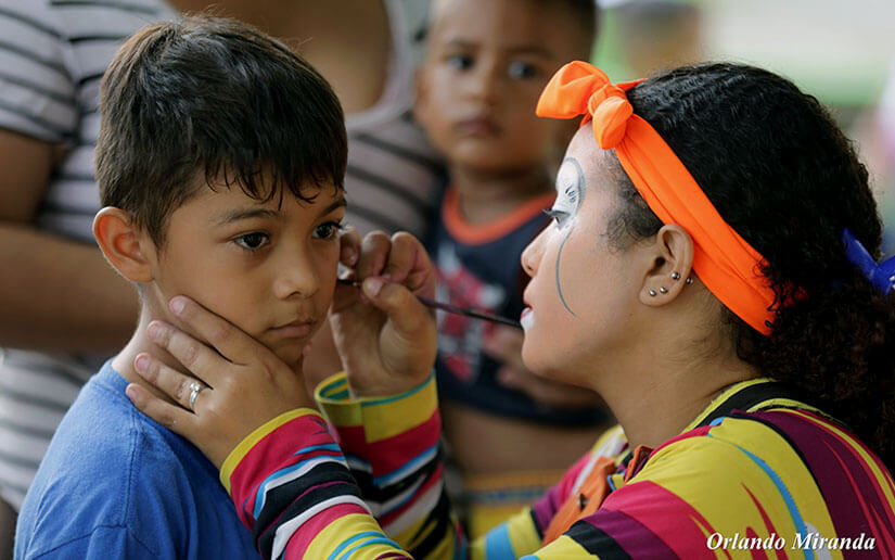 ni&ntilde;os