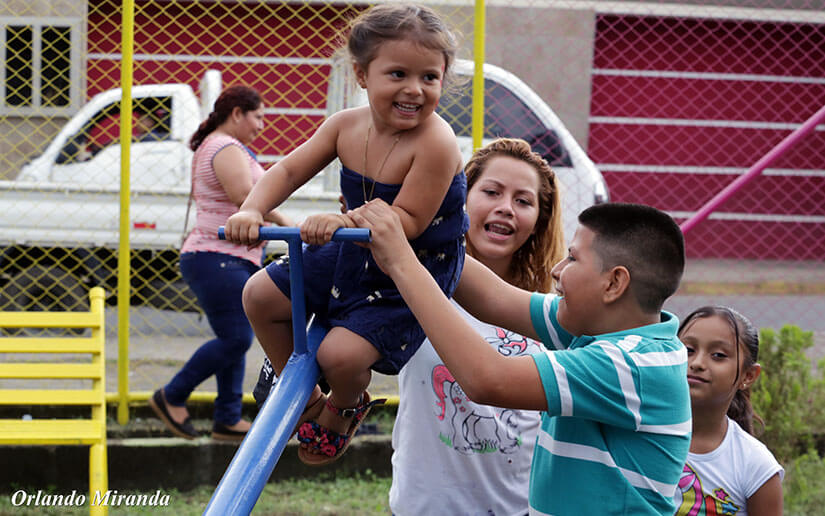 ni&ntilde;os