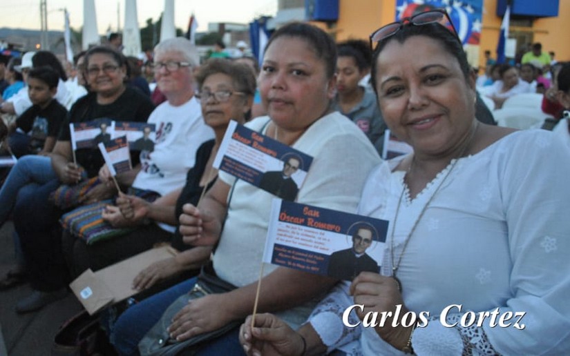 esteli-homenaje-romero