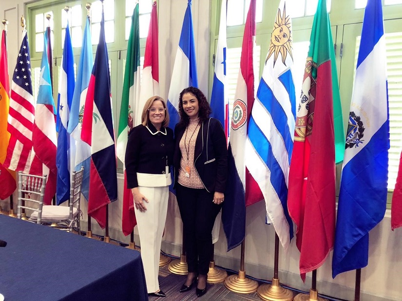 Reyna Rueda, alcaldesa de Managua en reunión del Comité de Ciudades ...