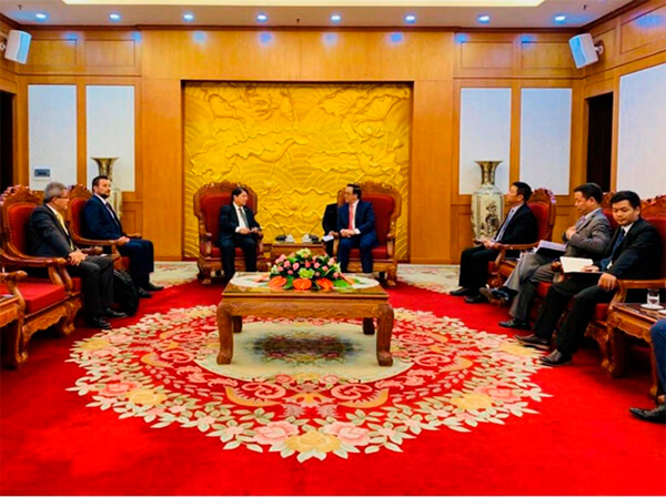 denis-moncada-visita-oficial-vietnam
