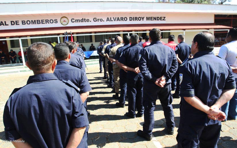BOMBEROS