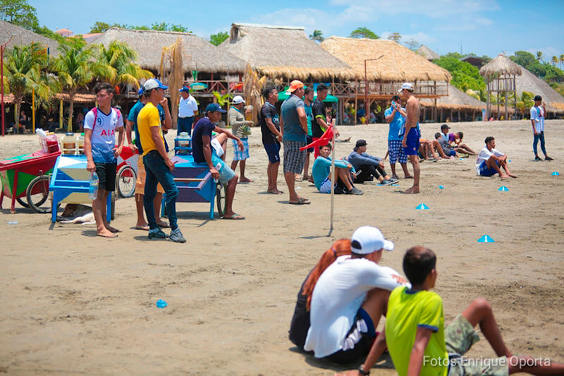 playa-pochomil-semana-santa-nicaragua
