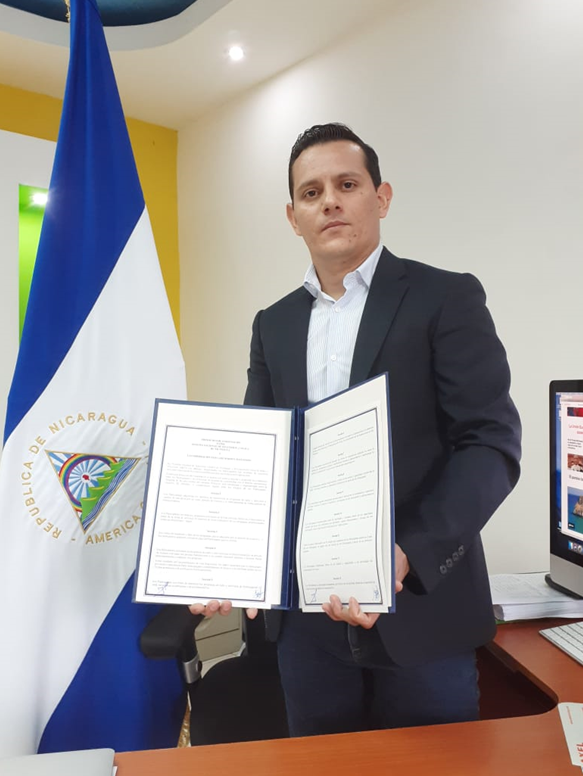 Canal 6 firma importante acuerdo cultural con Turquía
