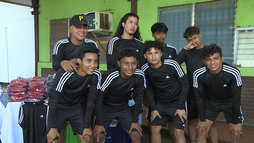 UNIFORME