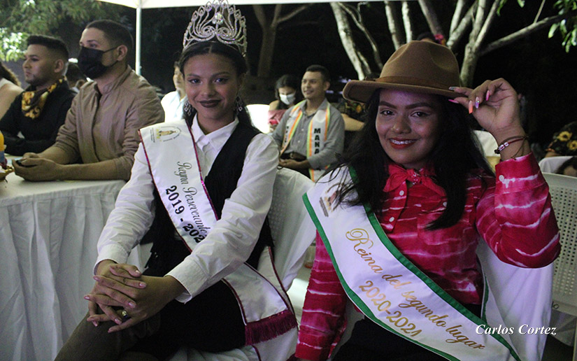 REINAS