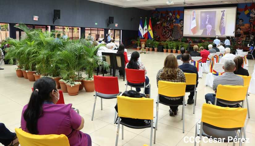 HONORIS