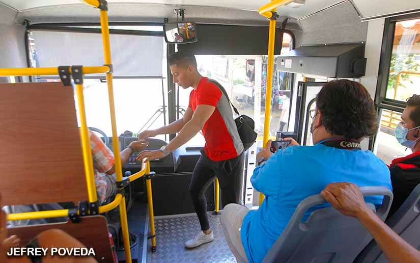 BUSES