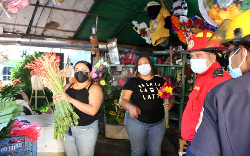 BOMBEROS