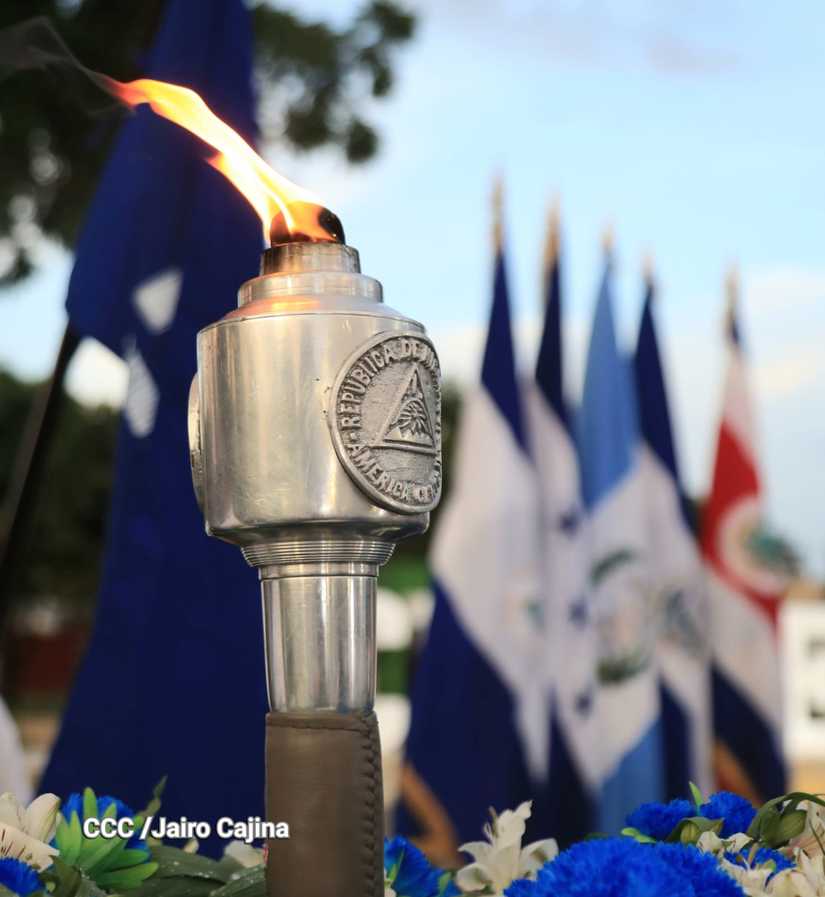 presidente-recibe-antorcha