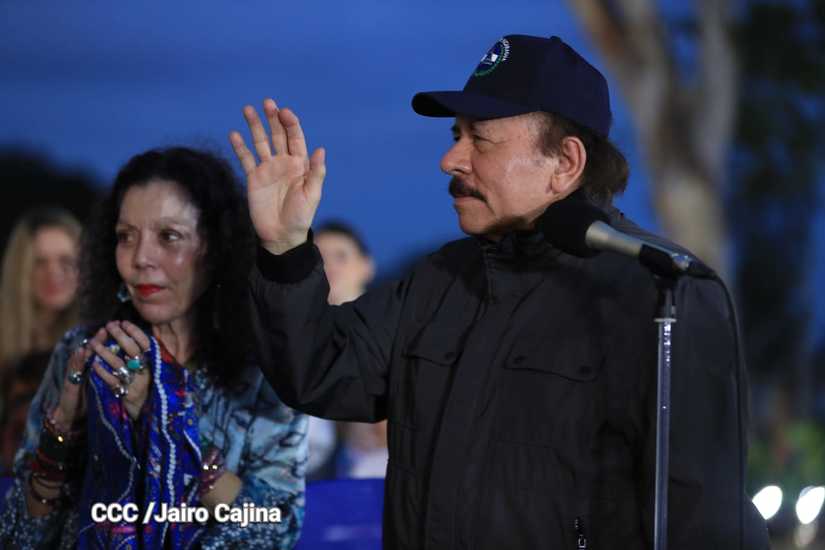 presidente-recibe-antorcha