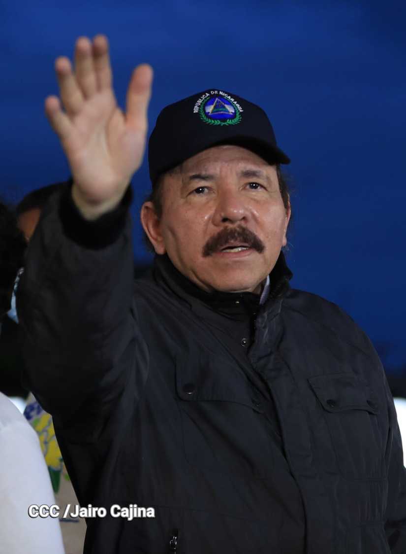 presidente-recibe-antorcha