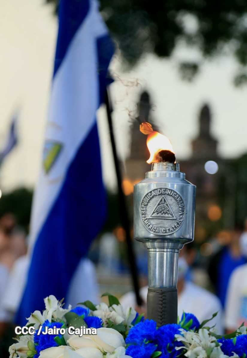 presidente-recibe-antorcha