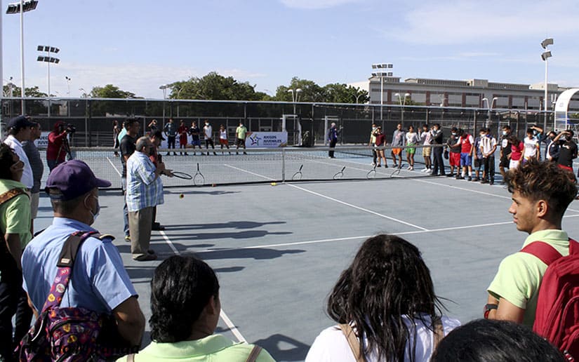TENIS