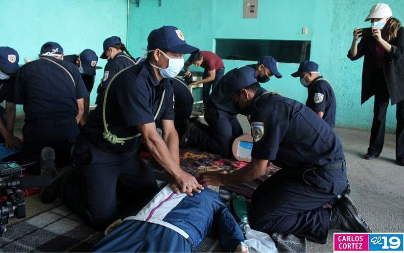 BOMBEROS