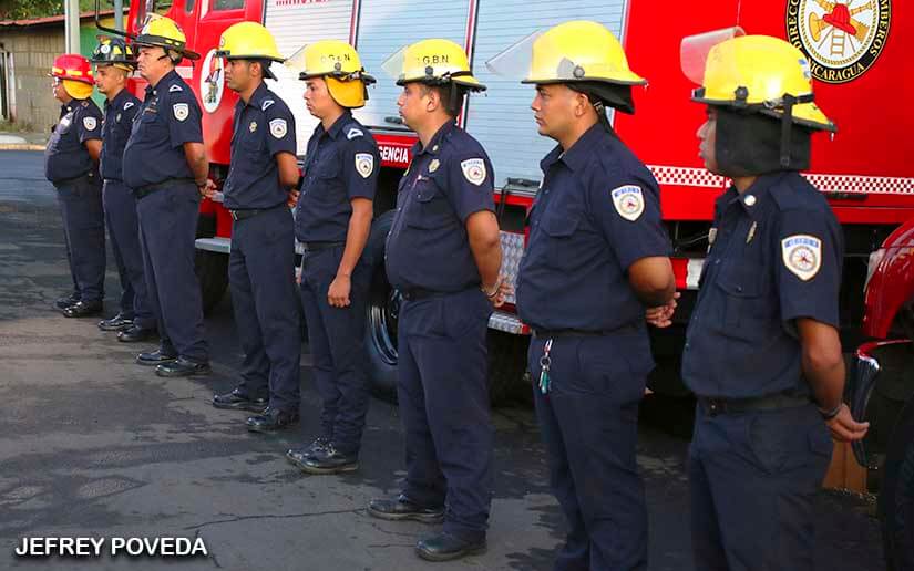 BOMBEROS