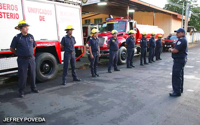 BOMBEROS